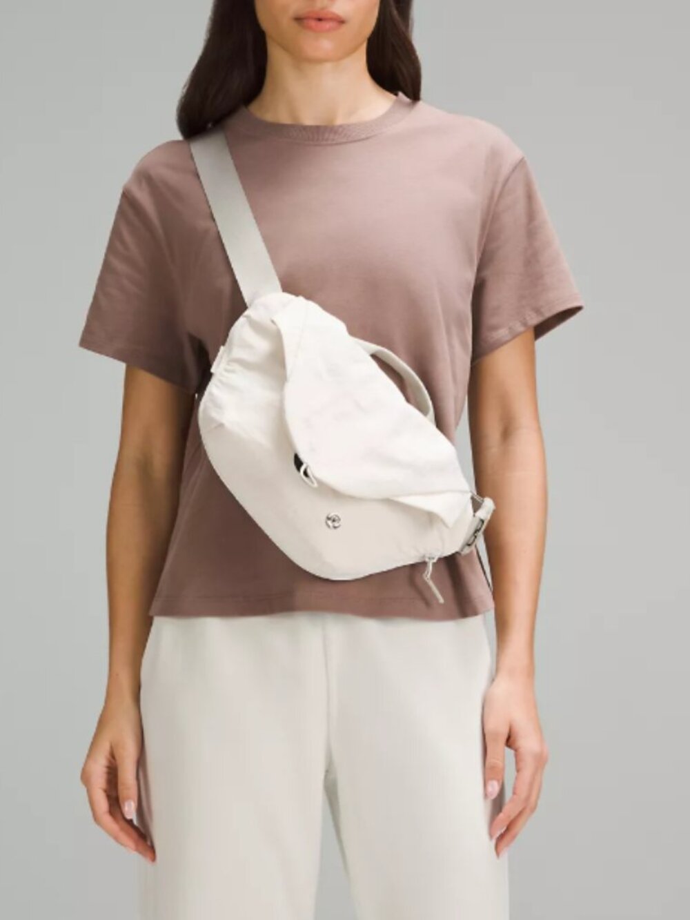 Brand New Lululemon Curved Unisex Crossbody Bag 3L in White Opal/Raw Linen